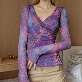 Long sleeve ruched v neck print contrast top