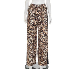 Leopard print pocket medium rise pant