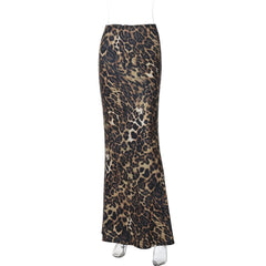 Leopard print contrast mini skirt