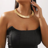 Ribbed metal solid chain necklace