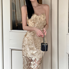 Sweetheart neck flower applique tube maxi dress