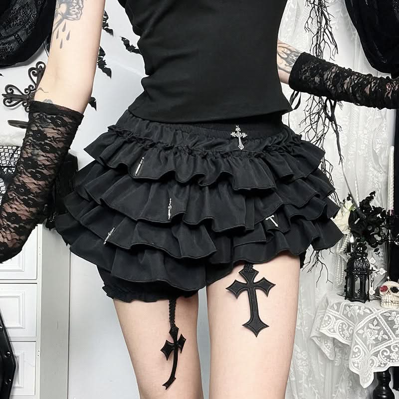 Ruffle cross applique solid short pant