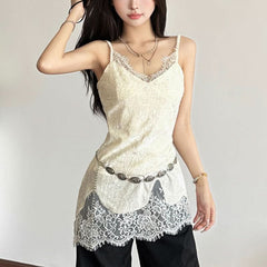V neck lace hem cami top