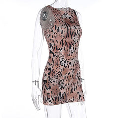 Crewneck leopard print sleeveless mini dress