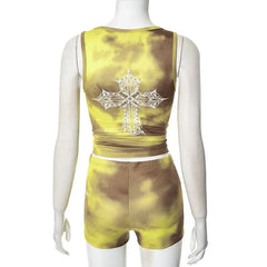 U neck contrast cross print short pant set