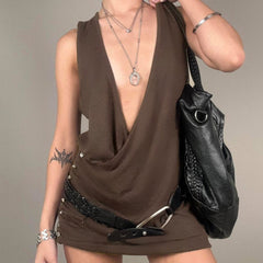 V neck sleeveless ruched solid top