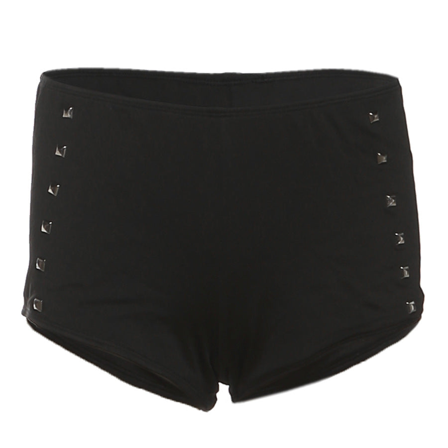 Rivet low rise ruched solid short pant