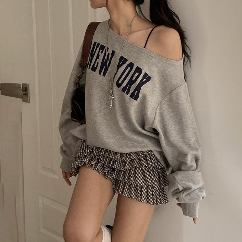 Long sleeve letter pattern contrast top