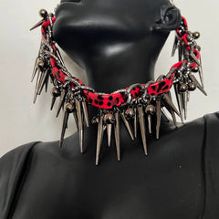 Rivet pendant leopard print necklace