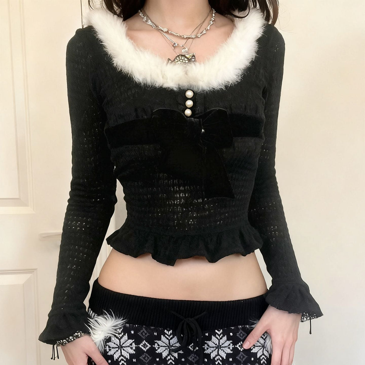 Long sleeve fluffy ruffle bowknot top