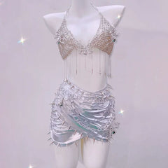 Halter metal chain v neck spider applique top