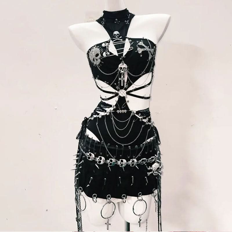 Metal chain hollow out o ring pleated mini skirt set