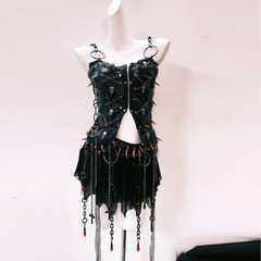 O ring rivet metal chain skull applique cami top
