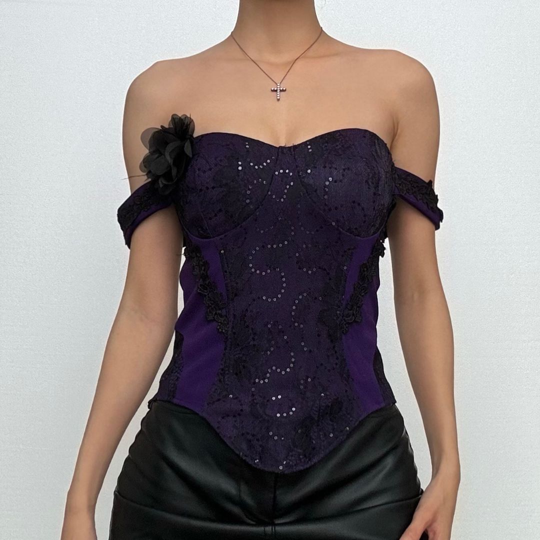 Off shoulder embroidery glitter flower applique top