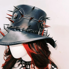 Skull rivet applique metal chain hat
