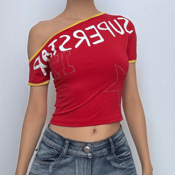 Short sleeve one shoulder “super starâ€?print top