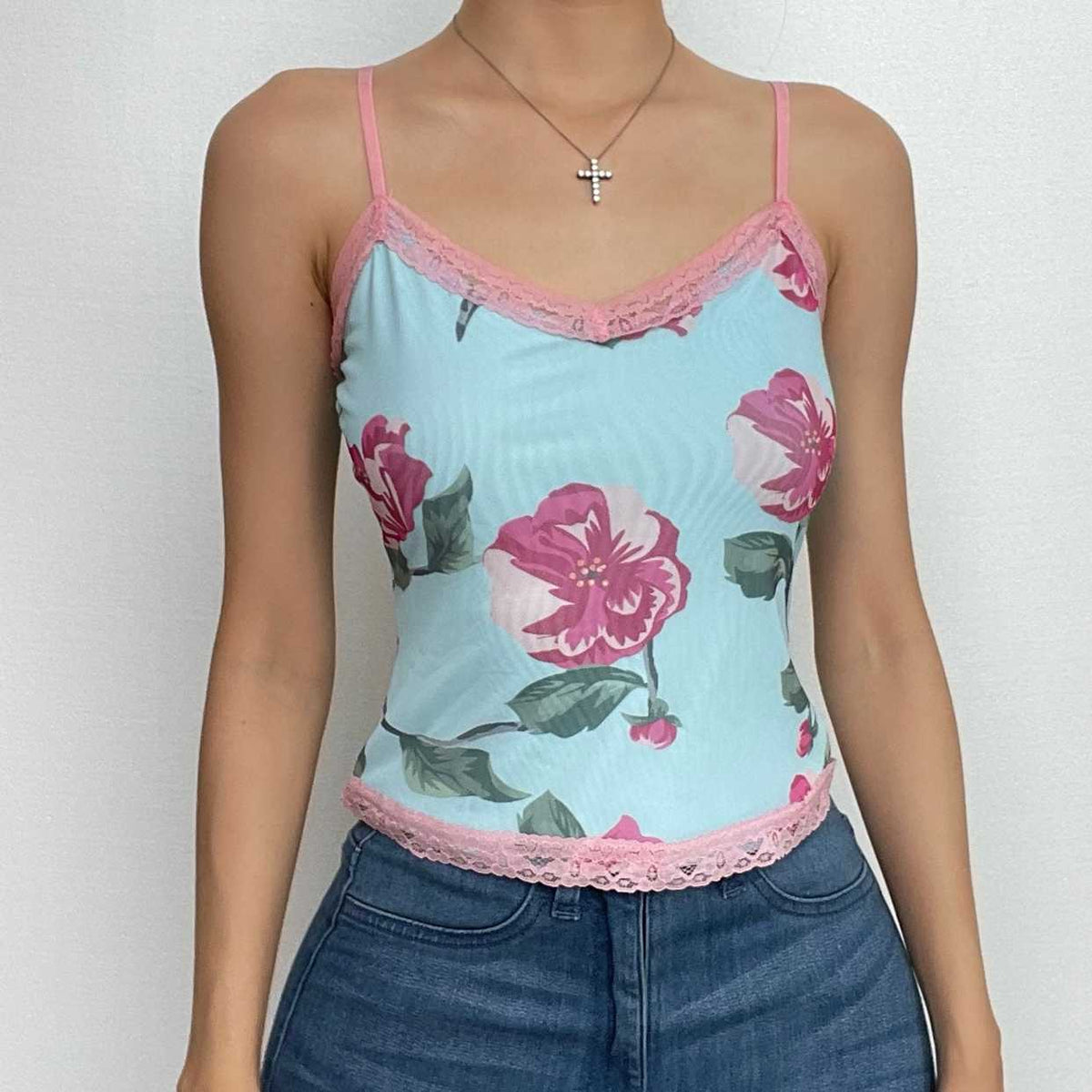 Lace hem flower print v neck contrast mesh top-final-sale