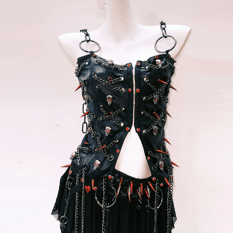 O ring rivet metal chain skull applique cami top