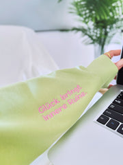 "Glück" Rundhals-Sweatshirt â€?Glück bringt innere Ruhe.