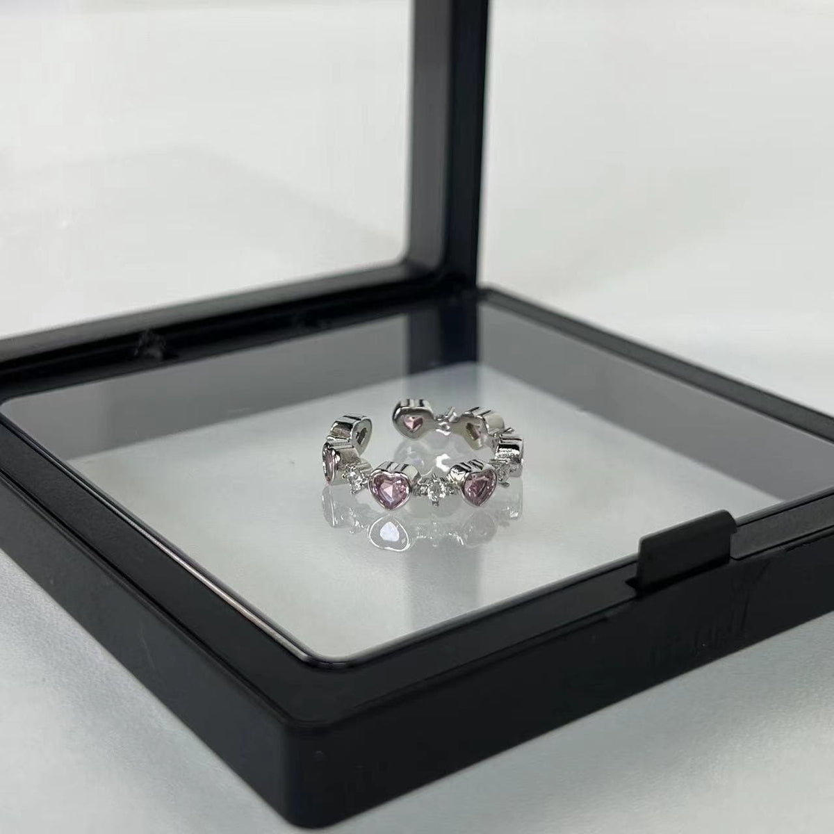 Heart rhinestone contrast ring
