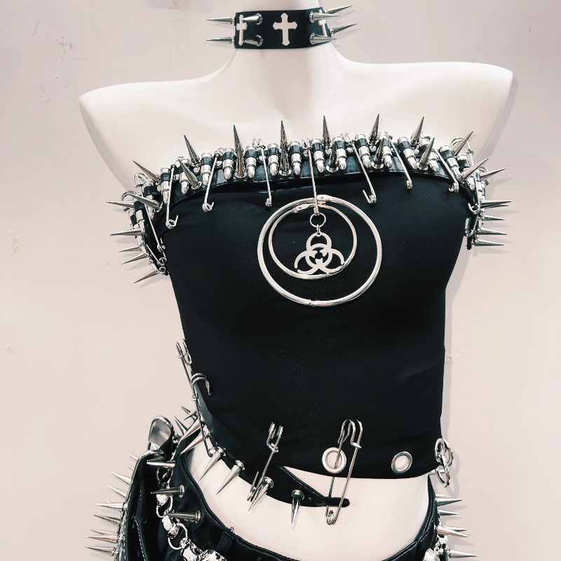 Hollow out o ring rivet applique tube cut out top