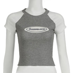 Short sleeve contrast letter pattern top