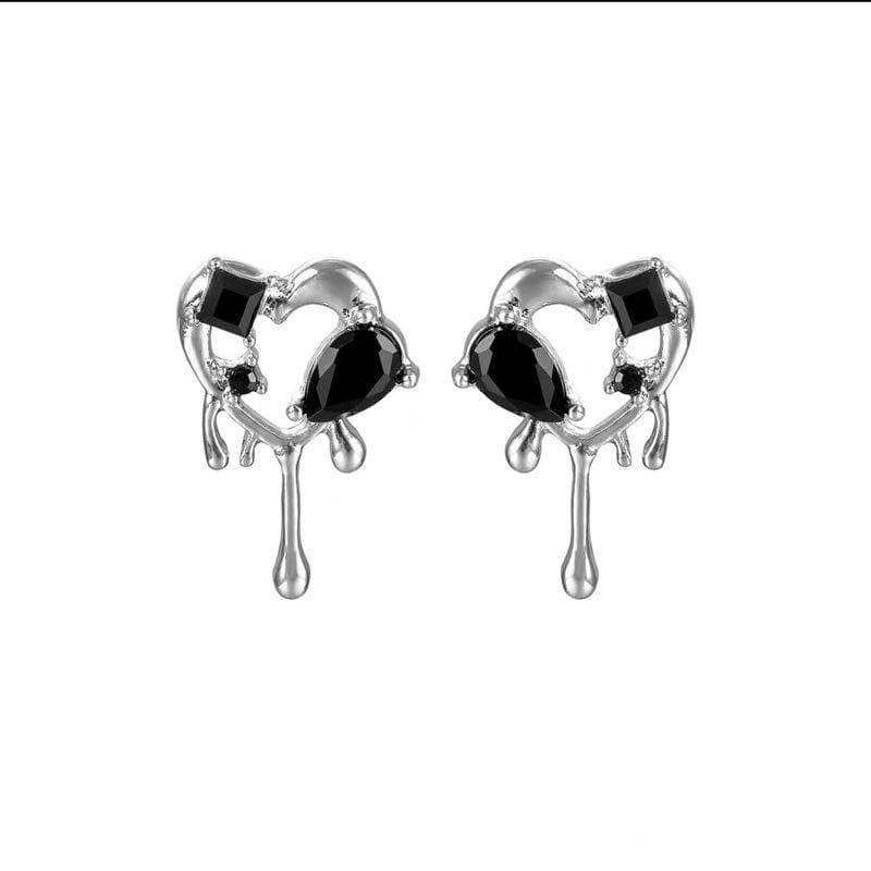 Heart rhinestone stud earrings