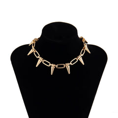 Rivet decor metal chain choker necklace